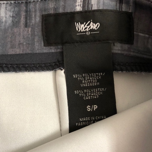 Women’s small plaid Mossimo skirt - Picture 5 of 5